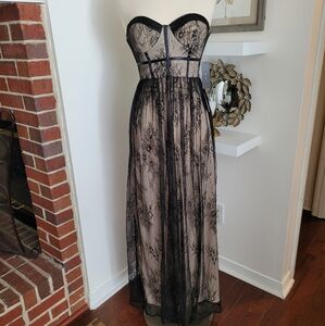 Lulu's Amorous Attitude Black Lace Bustier Strapless Maxi Dress Small